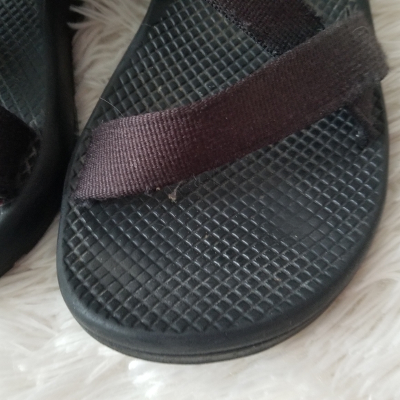 CHACO Black Mens Sandals, Size 8 (but fit large) - Picture 4 of 13